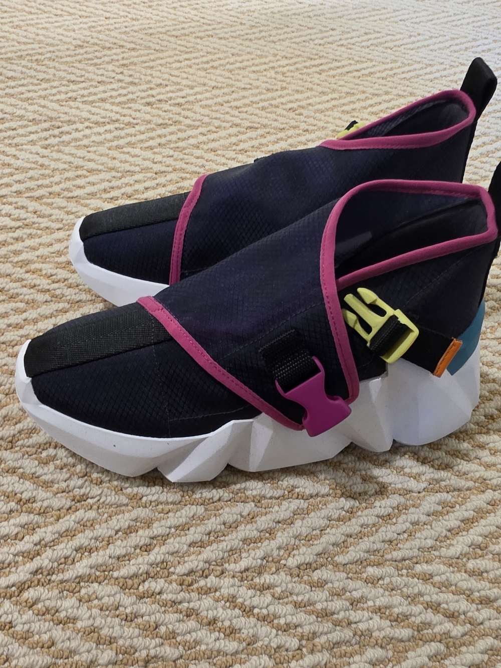 United Nude Space Kick Tek - Fiesta - Picture 3 of 5